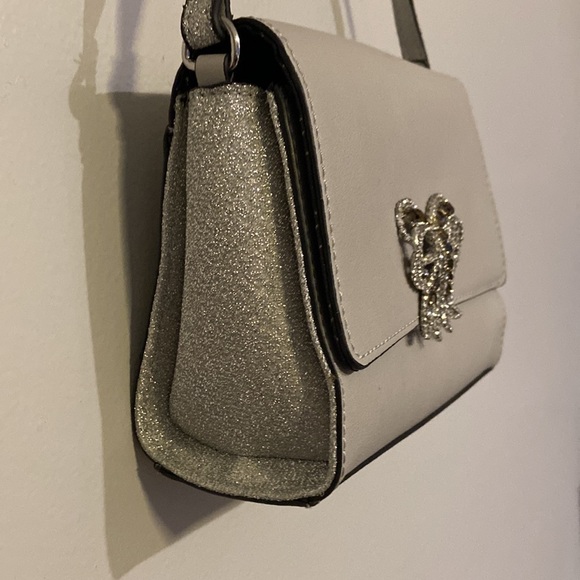 ALDO Formal Bag Gray Silver front flap embellished crystal-encrusted bow. - Picture 5 of 14